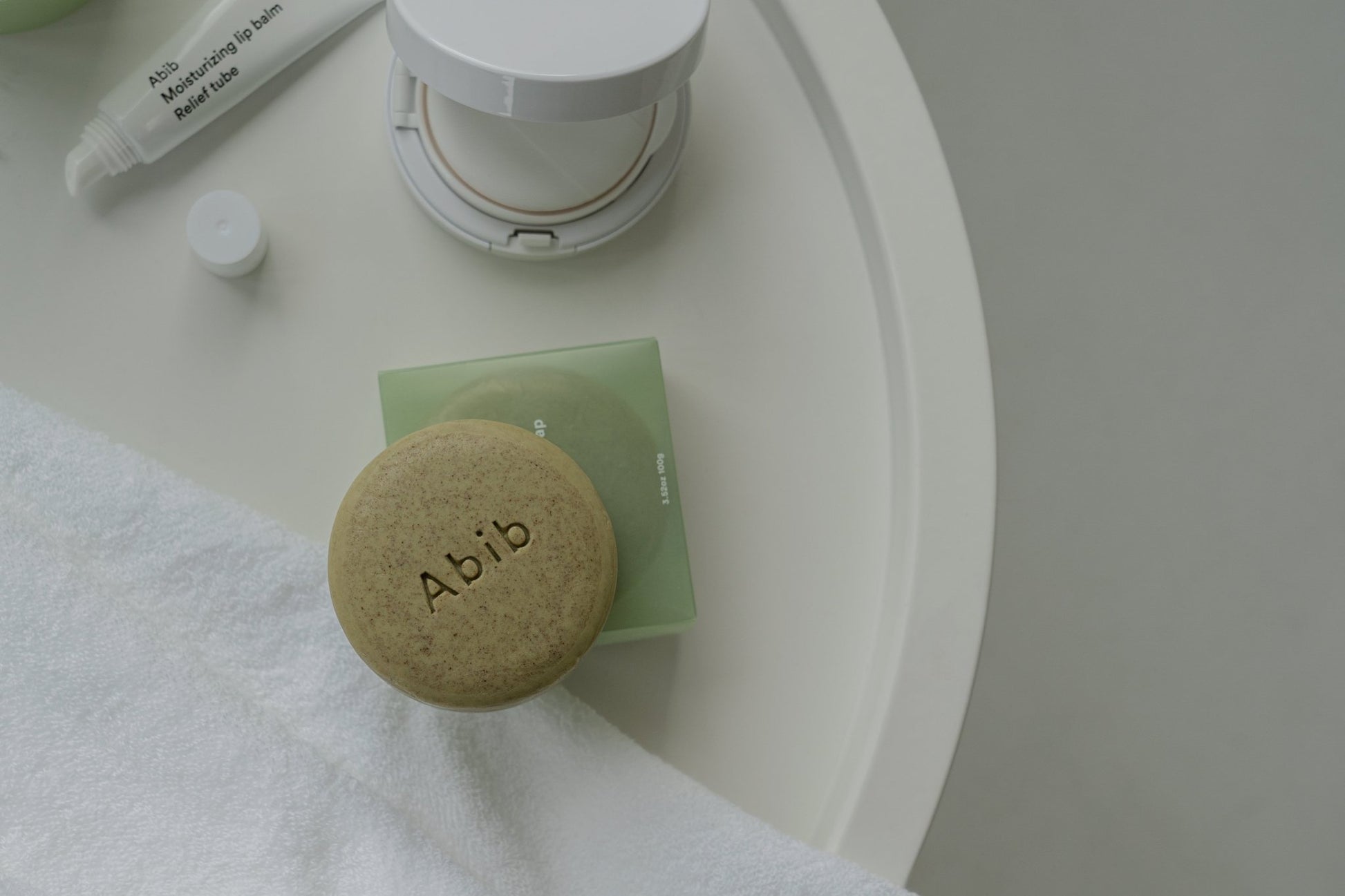 Savon facial apaisant Abib 100g - Soin doux et naturel-Joli teint 